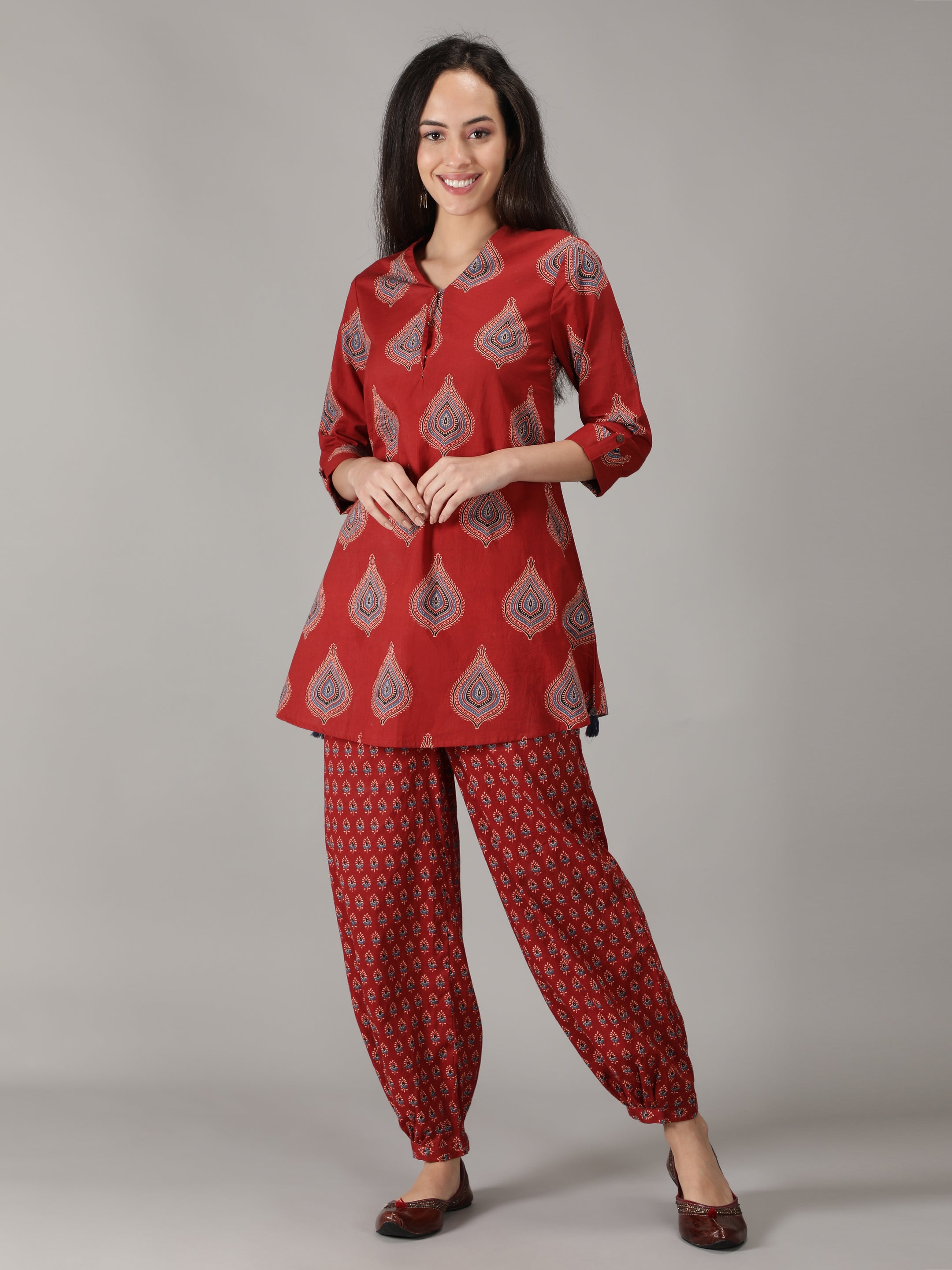 maroon-cotton-printed-a-line-kurta-with-pant