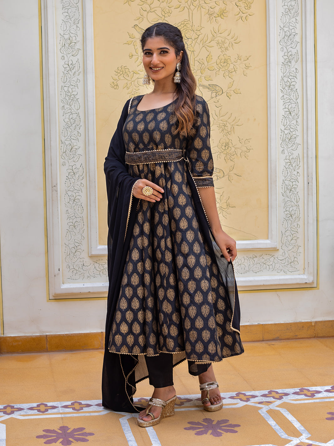 Black Anarkali Set