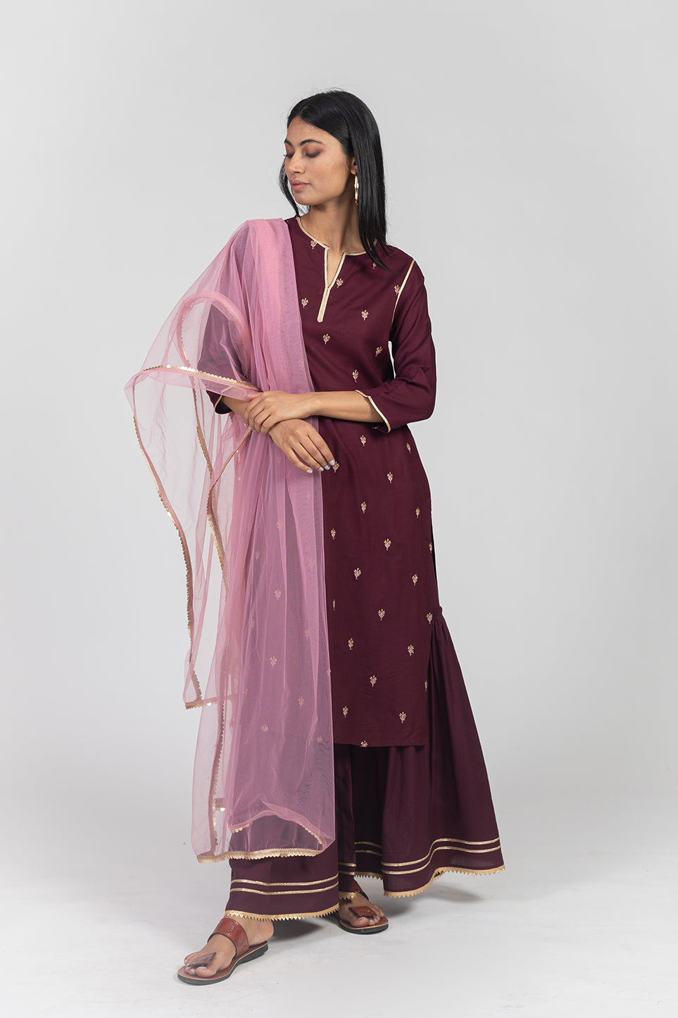 Pink & Gold-Toned Gotta Patti Dupatta