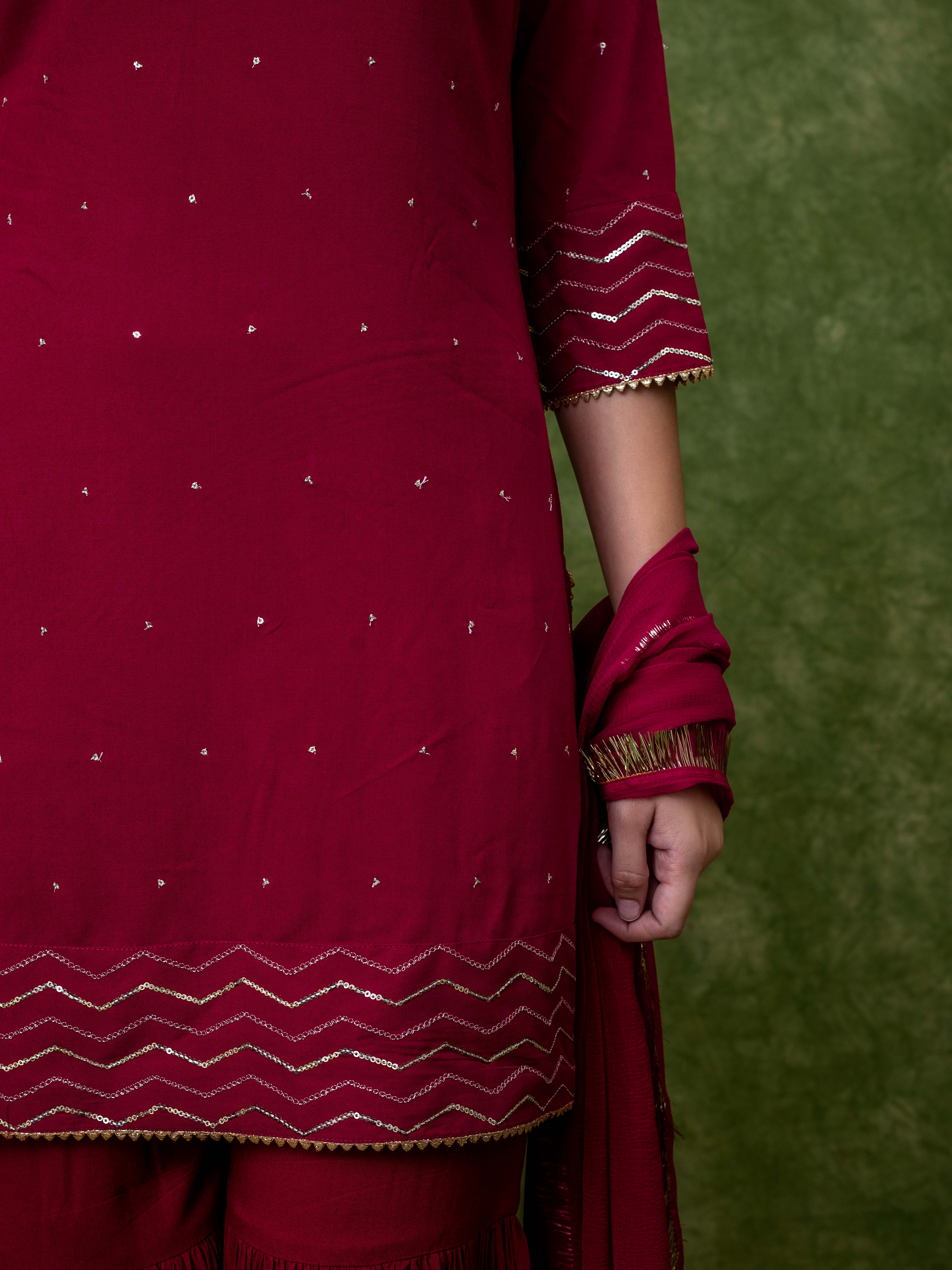 sequin-embroidered-maroon-kurta-with-sharara-and-dupatta-set-of-3
