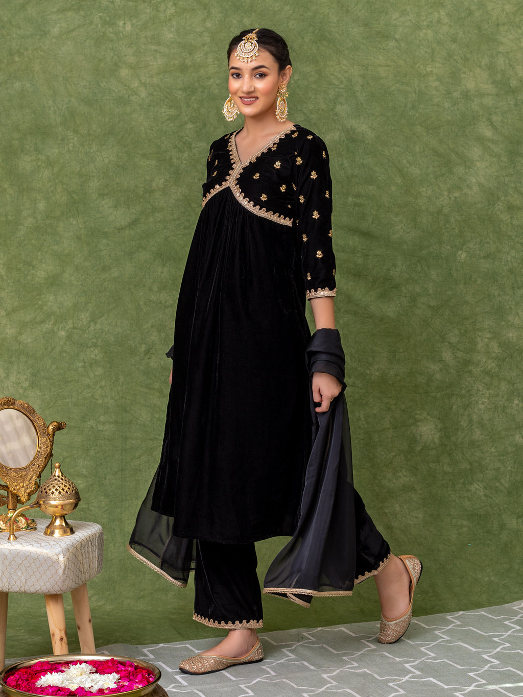 Black Velvet Embroidered Alia Cut Kurta Set