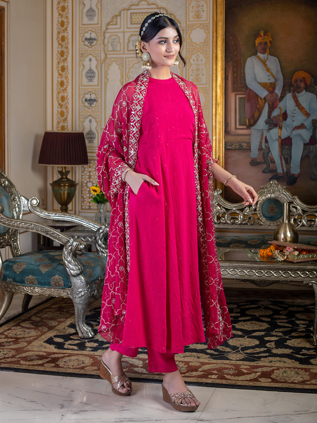 Pink halter neck kurta set with sequin embroidered dupatta