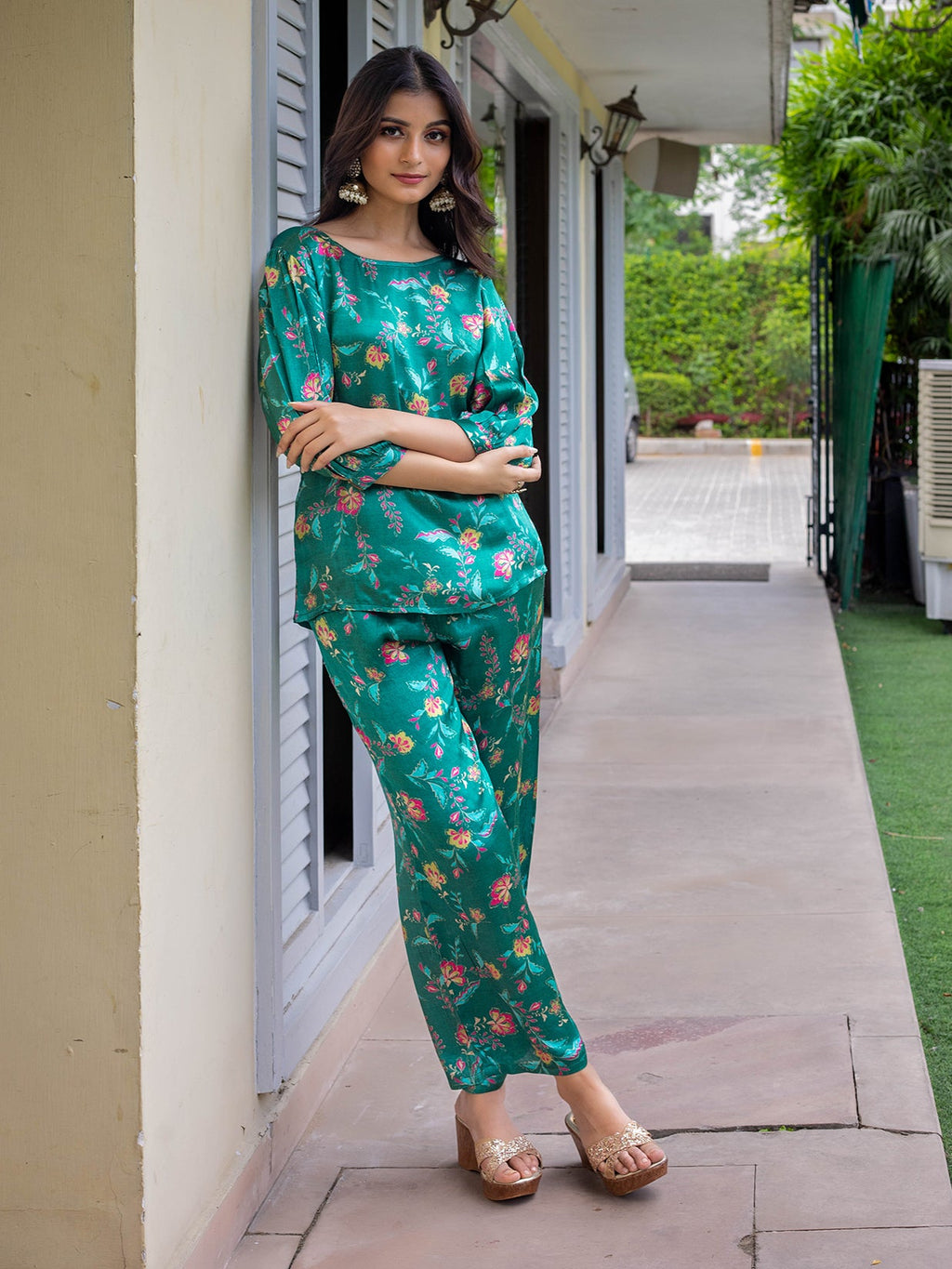 BOTTLE GREEN CO-ORD SET WITH  DIGITALLY PRINTED FLORAL JAAL