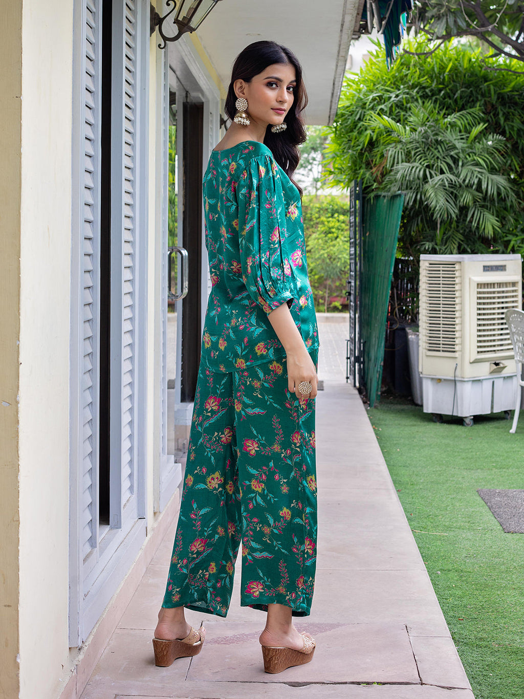 BOTTLE GREEN CO-ORD SET WITH  DIGITALLY PRINTED FLORAL JAAL