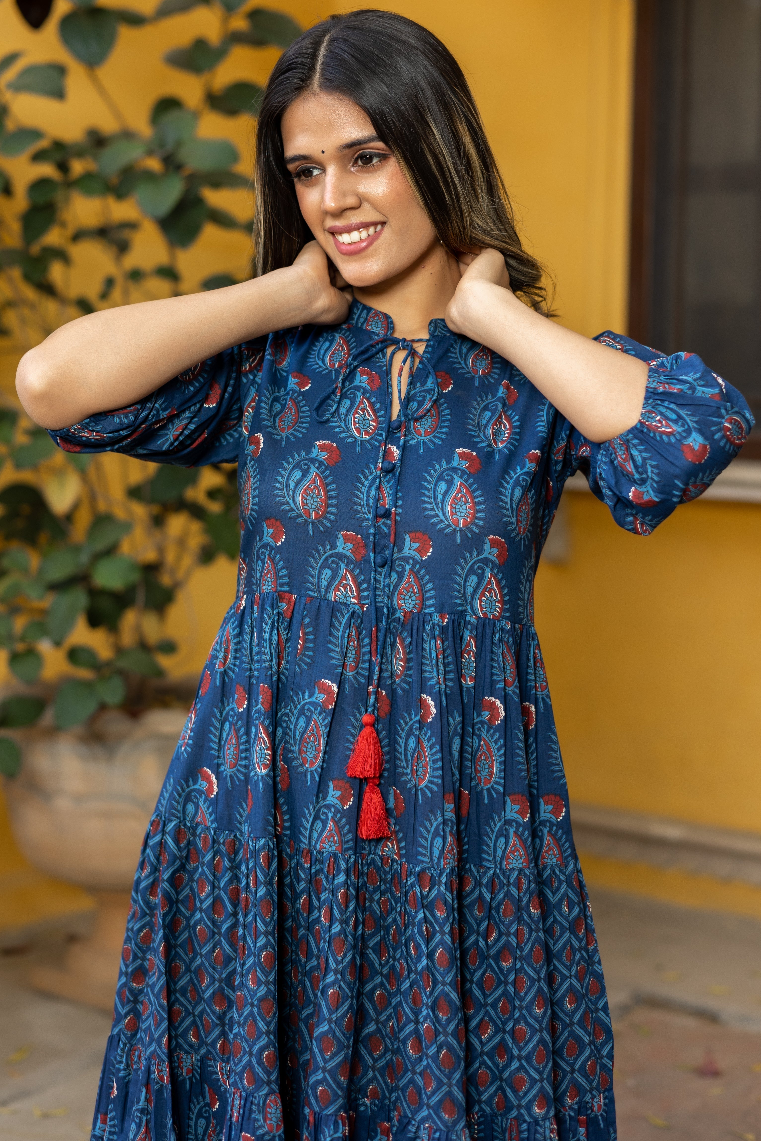 indigo-cotton-printed-tiered-dress