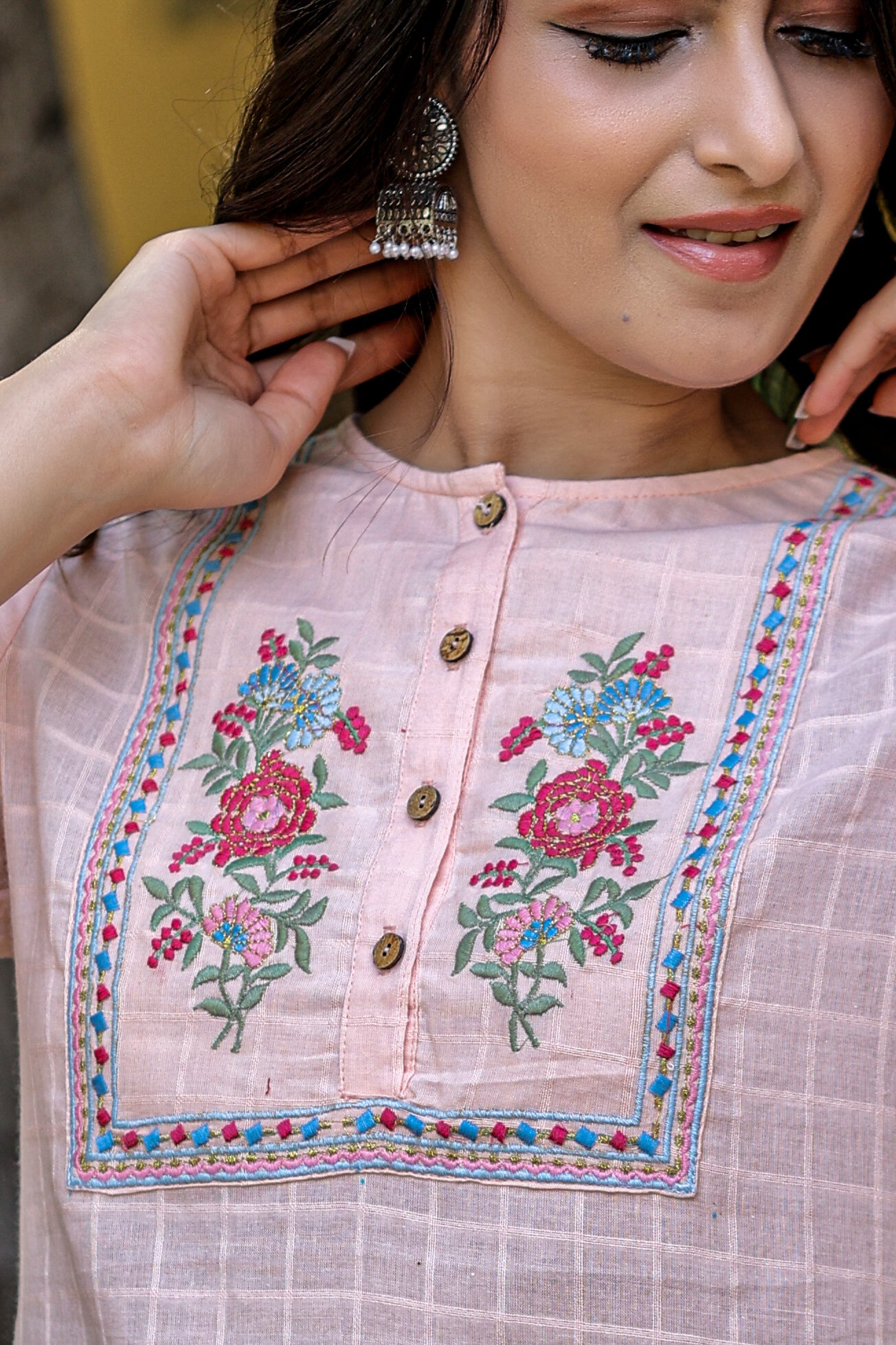 Pink Viscose Embroidered Straight Kurta With Pant