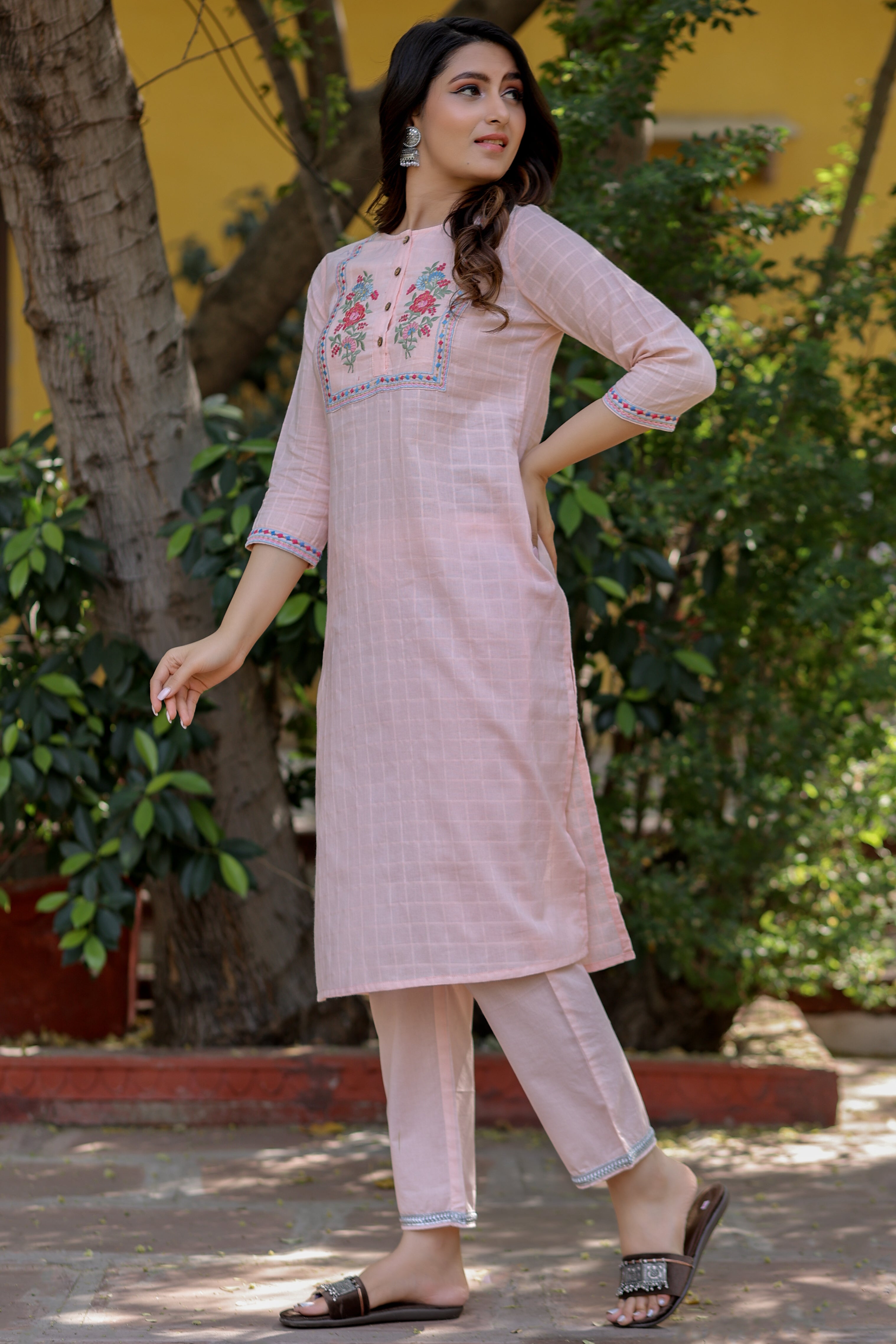 Pink Viscose Embroidered Straight Kurta With Pant