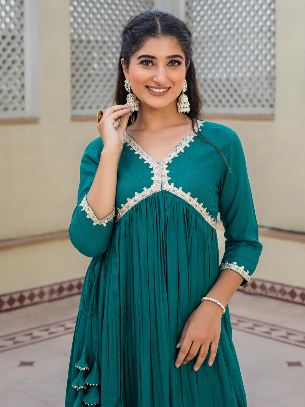 V-Neck Green A-Line Kurta With Pant